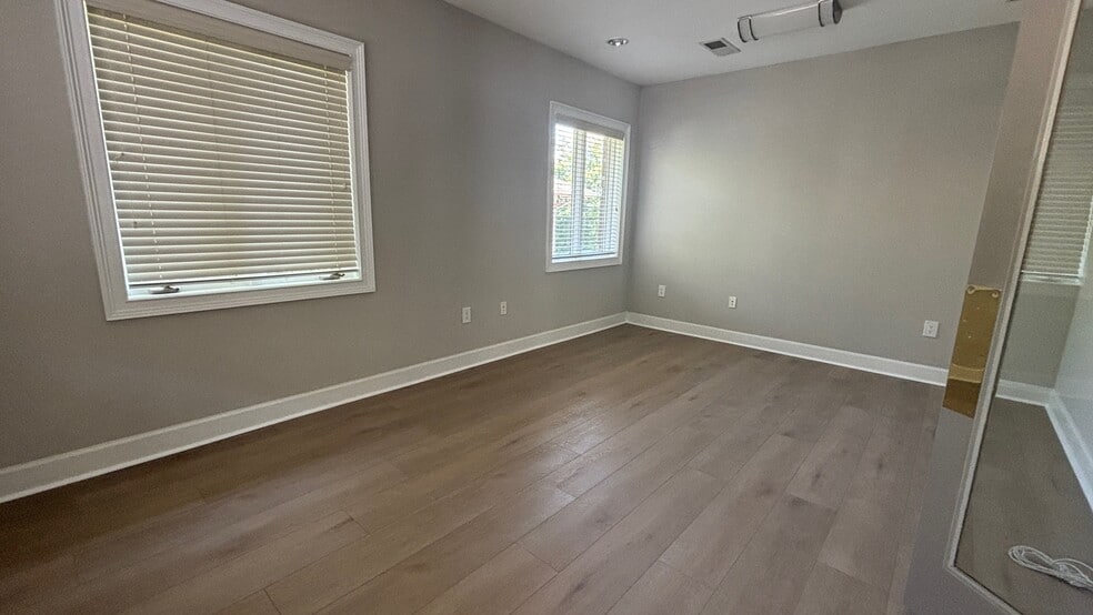 More Photos Of 3635 Peachtree Industrial Blvd, Duluth Medical For Lease