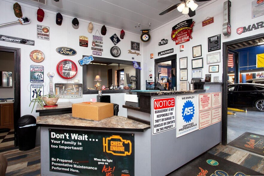 More Photos Of 1601 S Washington St, Amarillo General Retail For Sale