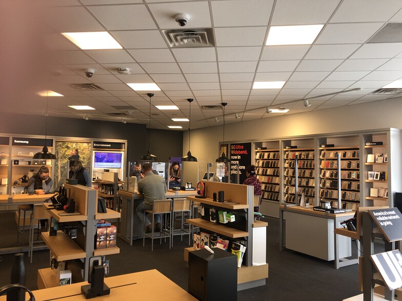 More Photos Of 3365 S Main St, Elkhart Freestanding For Sale