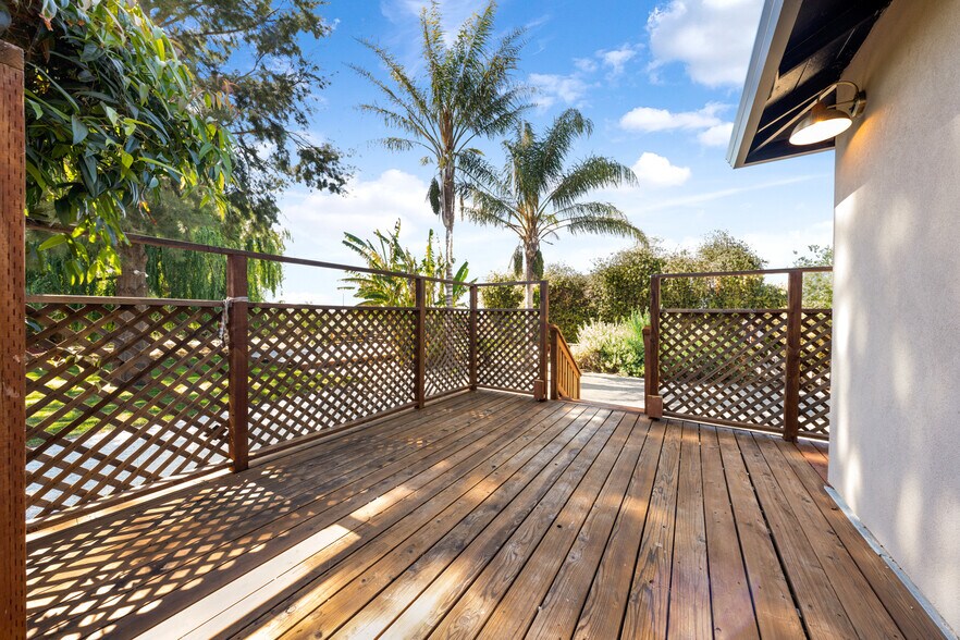 More Photos Of 14268 CA-160, Isleton Apartments For Sale
