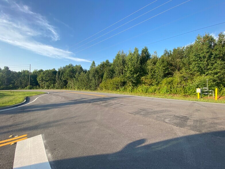 More Photos Of Charles Hardy Pkwy, Dallas Land For Sale