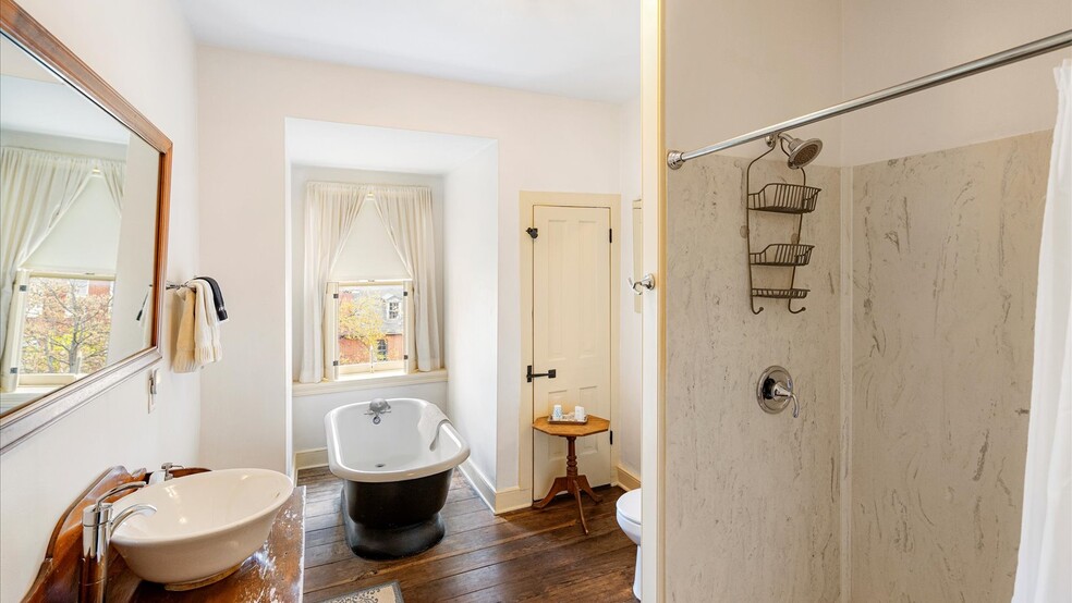 More Photos Of 637 Washington Blvd, Baltimore Hospitality For Sale