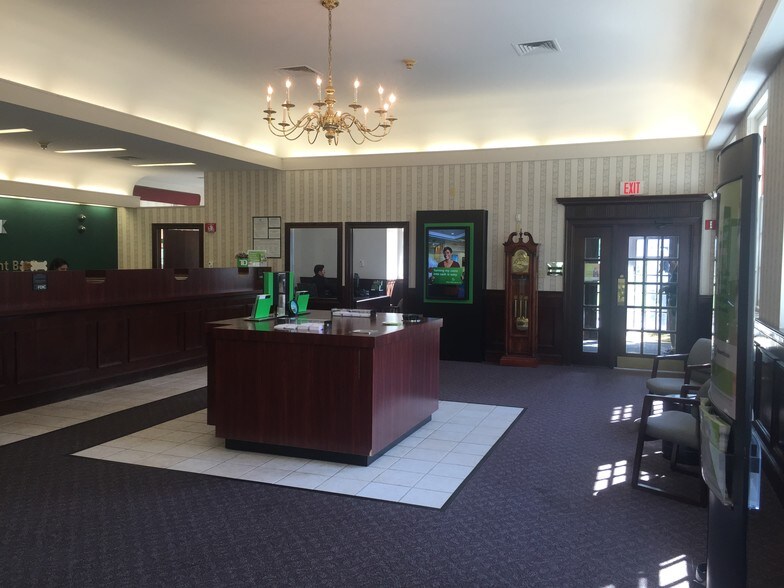 More Photos Of 59 Walden St, Concord Office For Lease