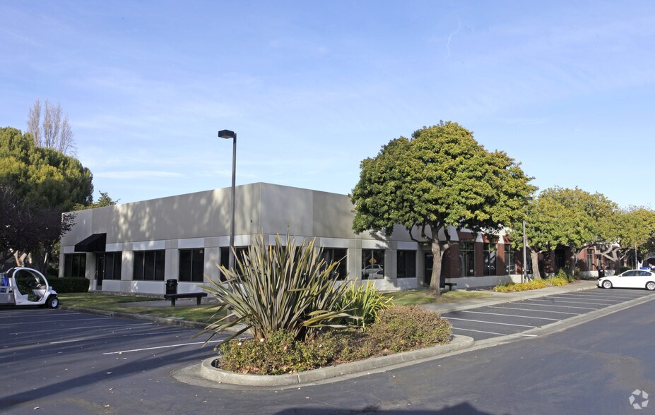 More Photos Of 300 Wind River Way, Alameda Unknown For Lease