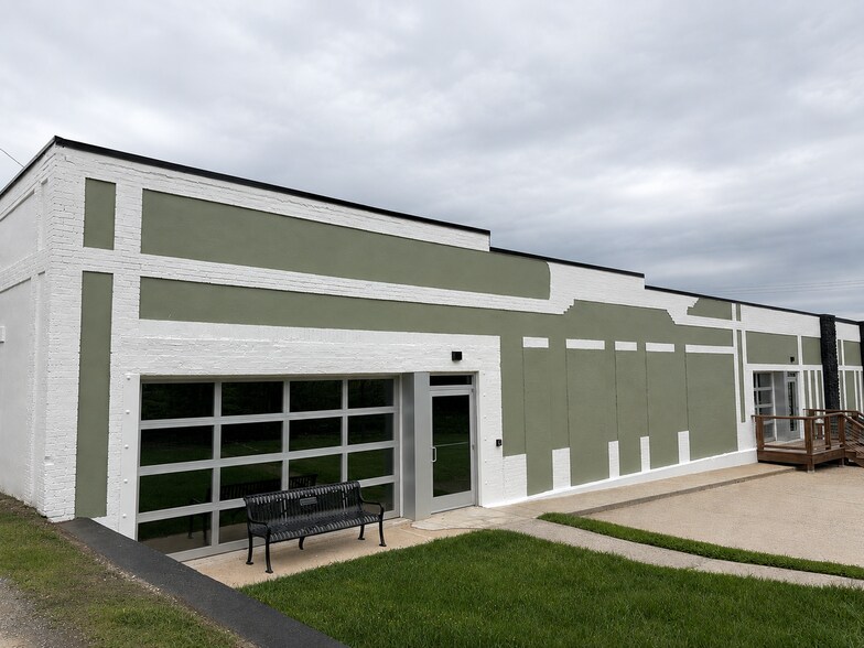 Primary Photo Of 37 N Broad St, Brevard Storefront Retail Office For Lease