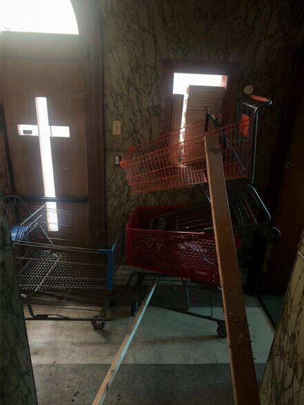 More Photos Of 5001 S Hermitage Ave, Chicago Religious Facility For Sale