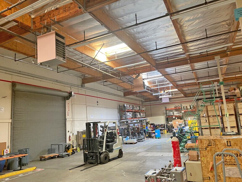 More Photos Of 525 Portal St, Cotati Distribution For Sale
