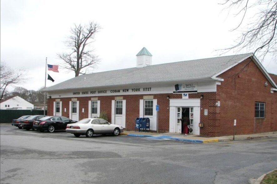 Primary Photo Of 117 Pauls Path, Coram Post Office For Sale