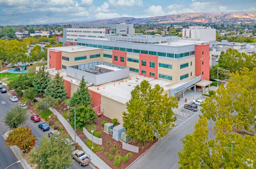 More Photos Of 200 Jose Figueres Ave, San Jose Medical For Lease