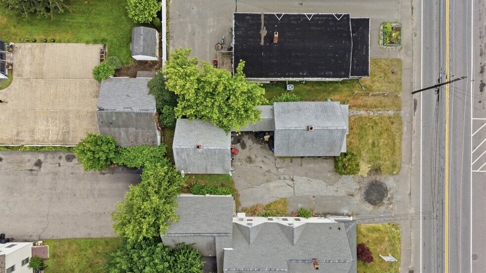 More Photos Of 10 Birch St, Derry Multifamily For Sale