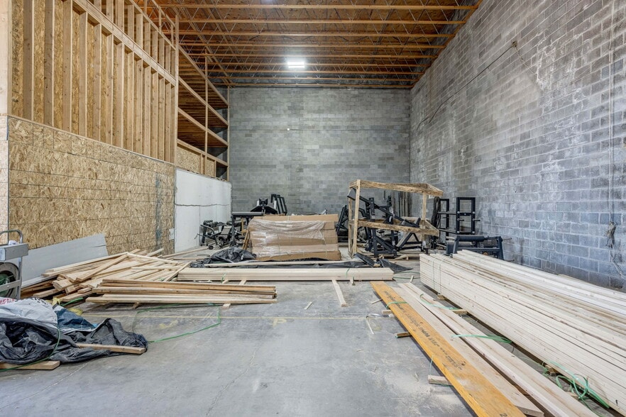 More Photos Of 4800 Sonoma Ranch Blvd, Las Cruces Warehouse For Sale