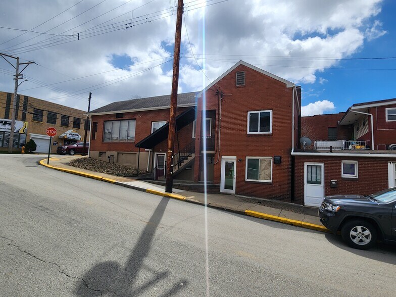 More Photos Of 333 Brinton ave, Trafford General Retail For Lease