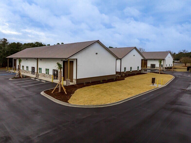 More Photos Of 118 Centerville Rd, Gilbert Light Distribution For Lease