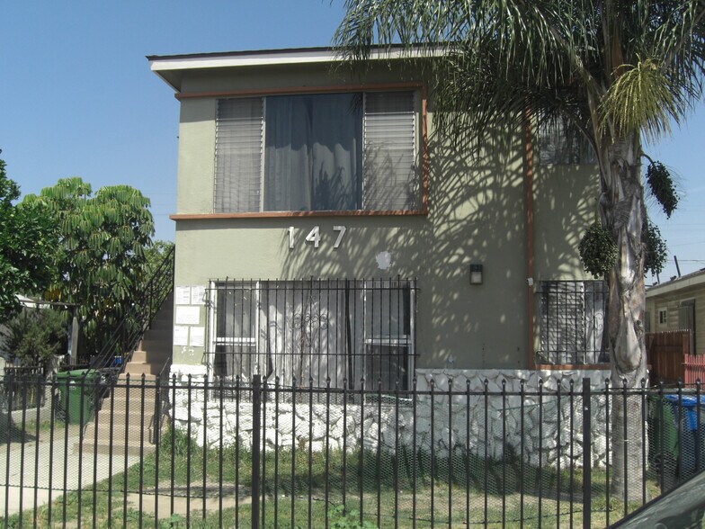More Photos Of 147 E 55th St, Los Angeles Apartments For Sale
