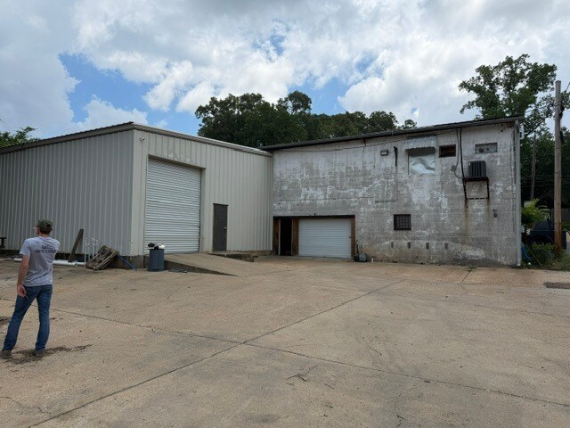 More Photos Of 152 Homochitto St, Natchez Light Manufacturing For Lease