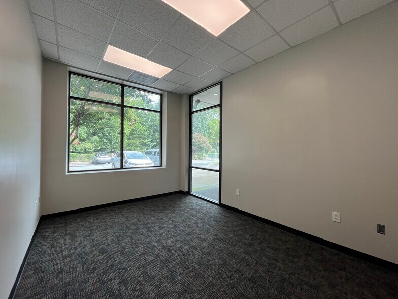 More Photos Of 1705 Orr Industrial Ct, Charlotte Industrial For Lease