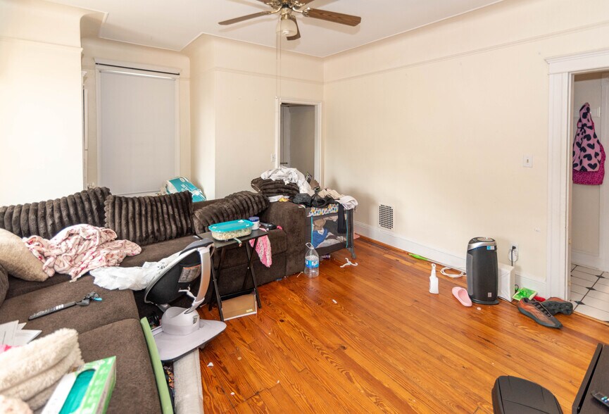 More Photos Of 6408 Brook Ave, Baltimore Apartments For Sale