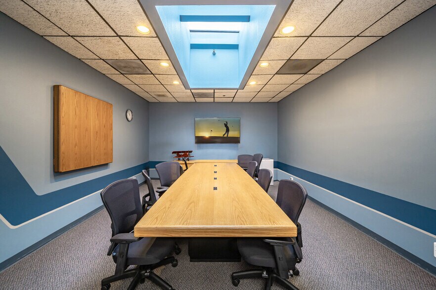 More Photos Of 231 W Blueridge Ave, Orange Manufacturing For Sale