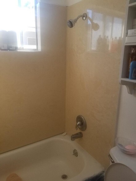 More Photos Of 8120 Tam O Shanter Dr, Stockton Apartments For Sale