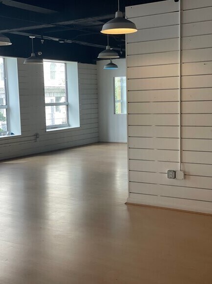 More Photos Of 168 SE 1st St, Miami Loft Creative Space For Sale