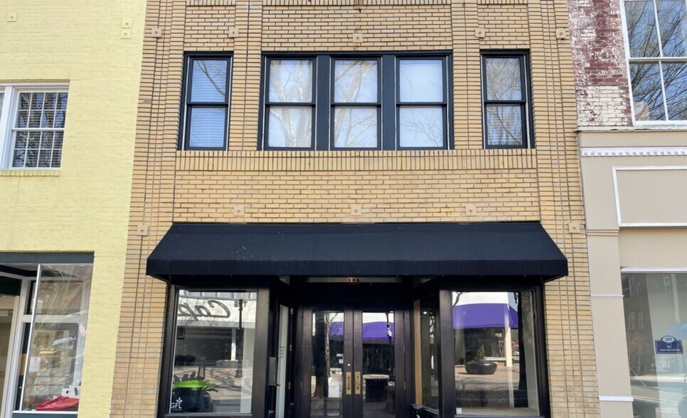 More Photos Of 129 Hay St, Fayetteville Storefront Retail Office For Lease