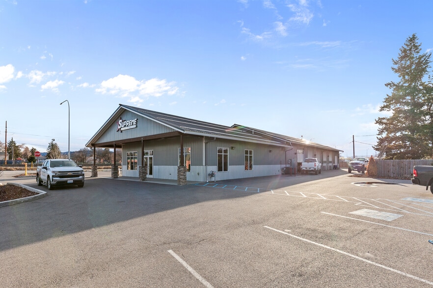 More Photos Of 8615 E Trent Ave, Spokane Valley Auto Repair For Sale