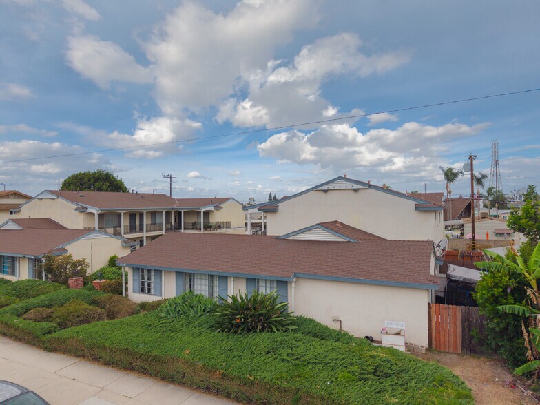 More Photos Of 12561 Camus Ln, Garden Grove Apartments For Sale