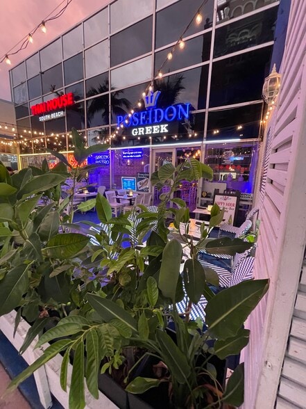 More Photos Of 1121-1141 Washington Ave, Miami Beach Storefront For Lease