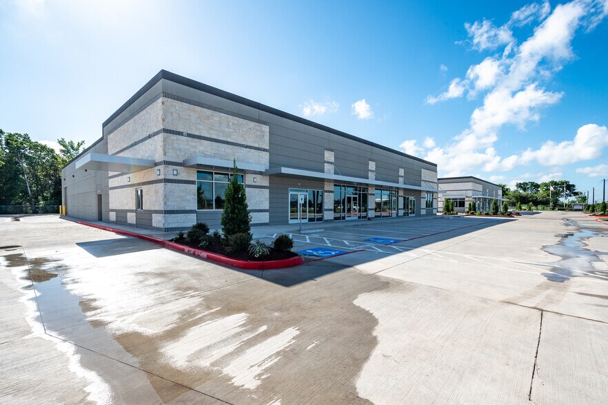 More Photos Of 3515 Canada Rd, La Porte Flex For Lease