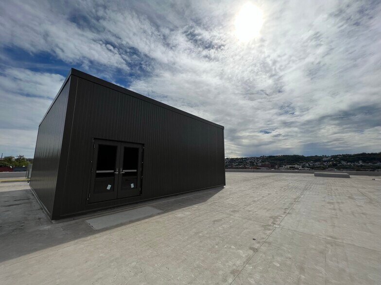 More Photos Of 304 Jumonville St, Pittsburgh Manufacturing For Lease