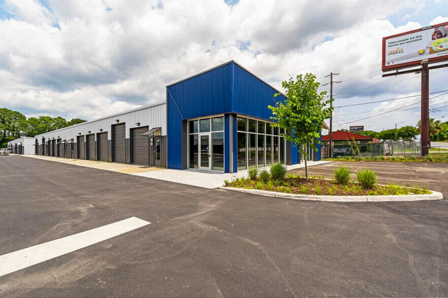 Primary Photo Of 4540 Rivers Ave, North Charleston Flex For Lease