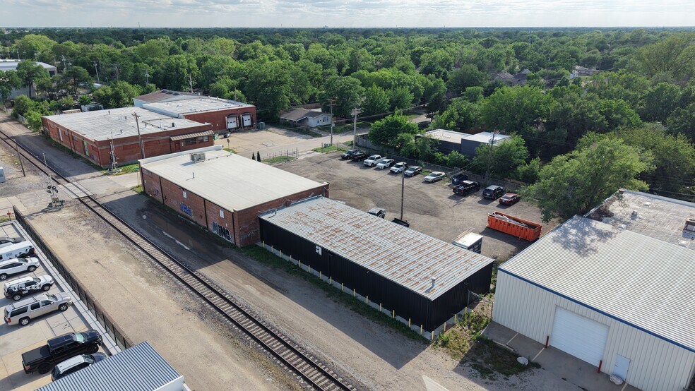 More Photos Of 724 E Osie St, Wichita Warehouse For Sale
