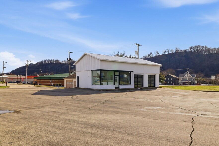 More Photos Of 400 5th Ave, New Brighton Auto Repair For Sale
