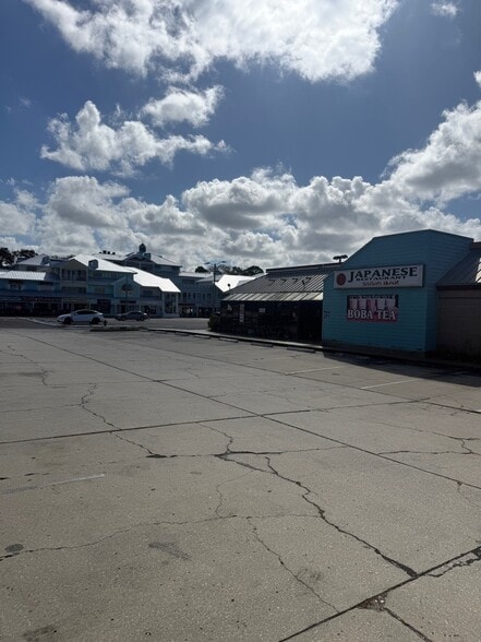 More Photos Of 660 Alderman Rd, Palm Harbor Fast Food For Sale