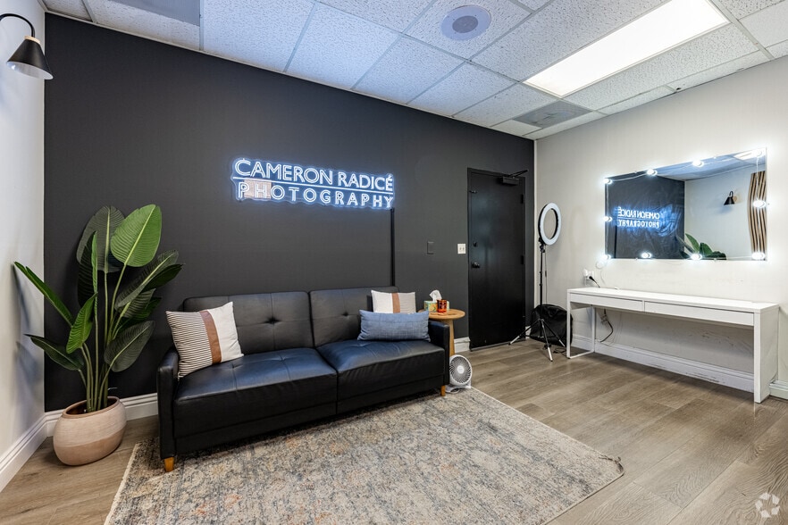 More Photos Of 6746 Valjean Ave, Van Nuys Loft Creative Space For Sale