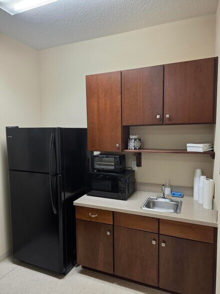 More Photos Of 20545-20547 Amberfield Dr, Land O' Lakes Office For Lease