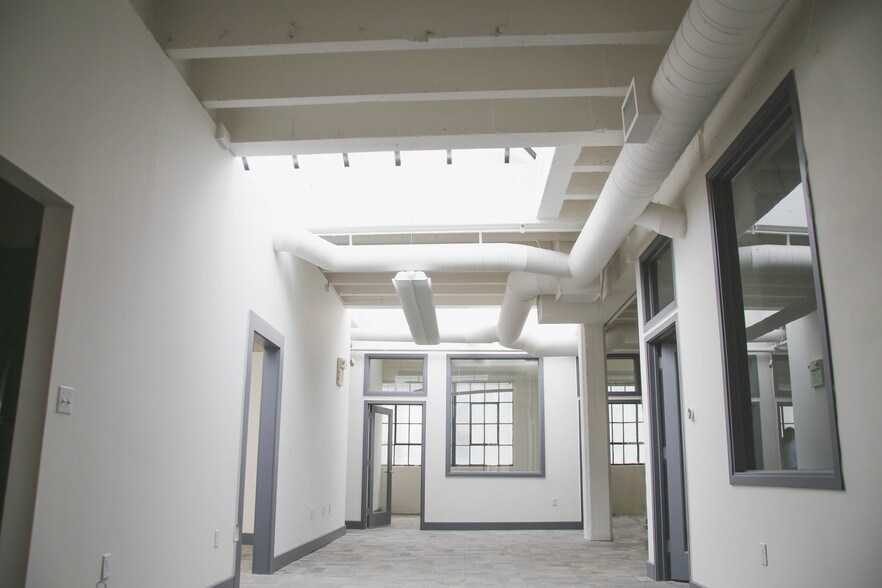 More Photos Of 1252-1256 Howard St, San Francisco Storefront Retail Office For Lease