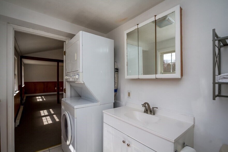 More Photos Of 87 Winthrop St, Rehoboth Storefront Retail Residential For Sale