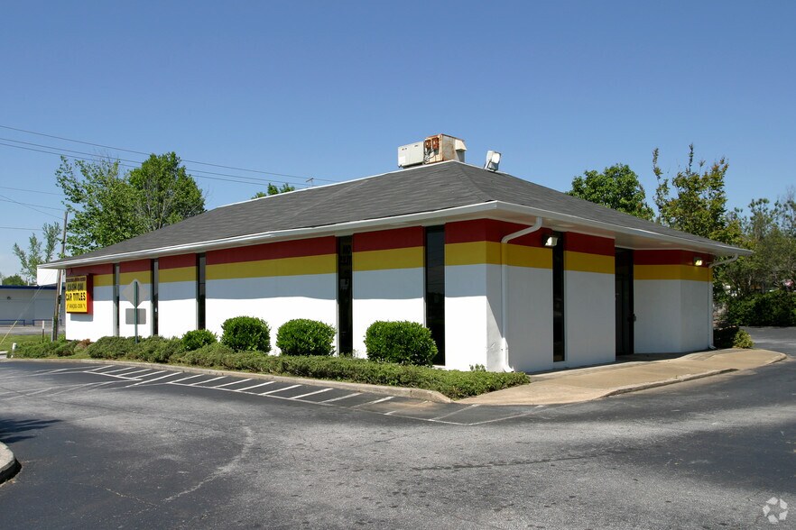 Primary Photo Of 3900 Jonesboro Rd, Atlanta Freestanding For Sale
