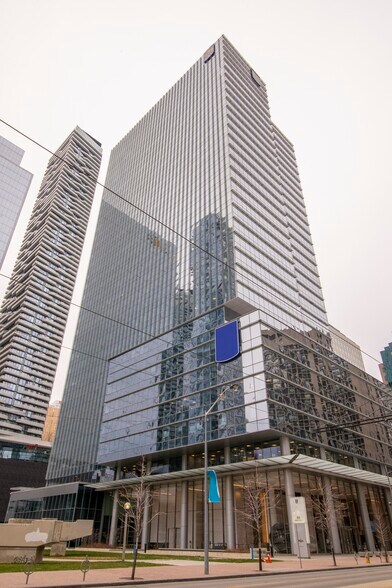 More Photos Of 88 Queens Quay W, Toronto Office For Lease