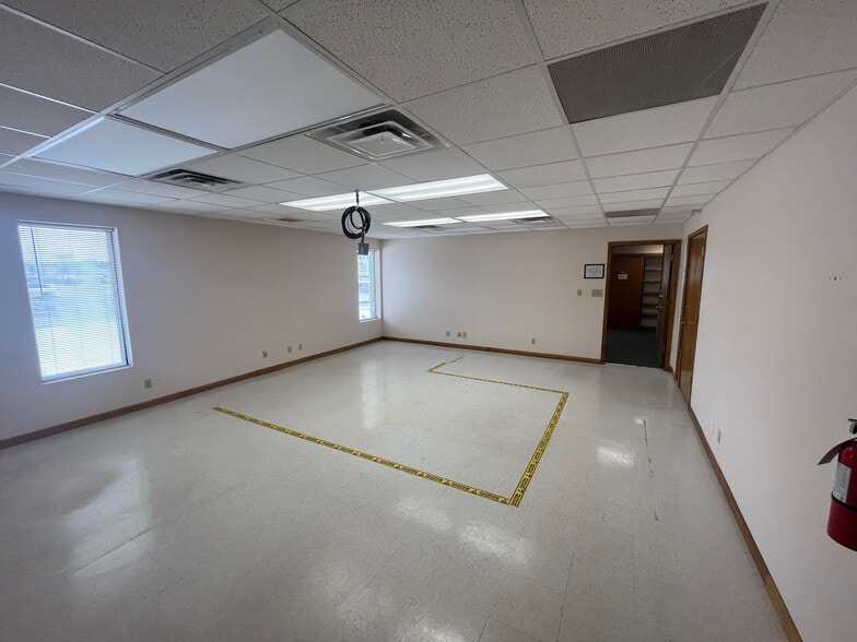 More Photos Of 3730 Sinton Rd, Colorado Springs Office For Lease