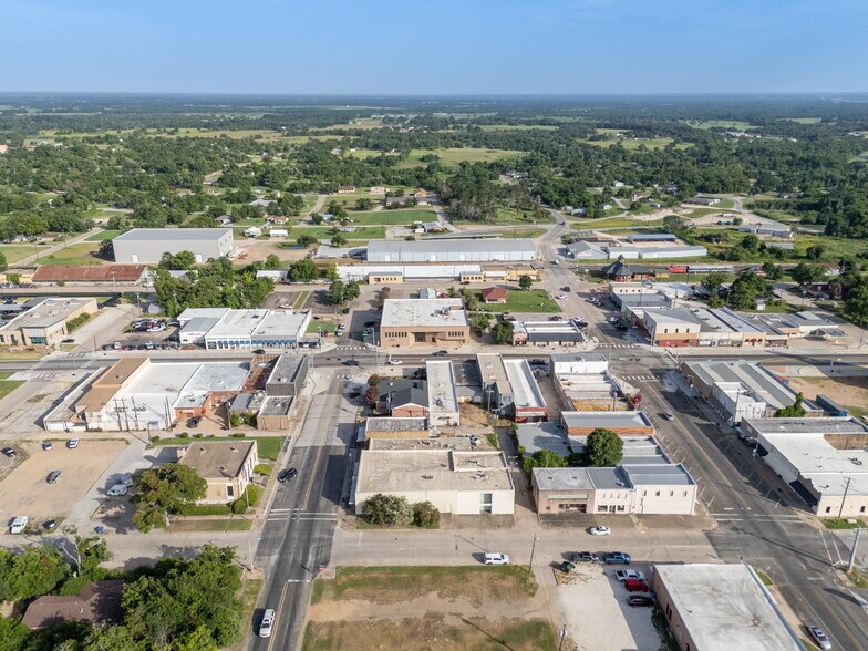 More Photos Of 233 Ackerman St, Rockdale Storefront Retail Office For Sale