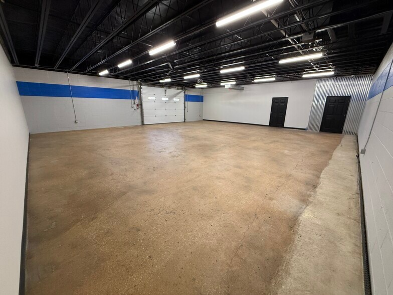 More Photos Of 5826 Ritchie Hwy, Baltimore Freestanding For Lease