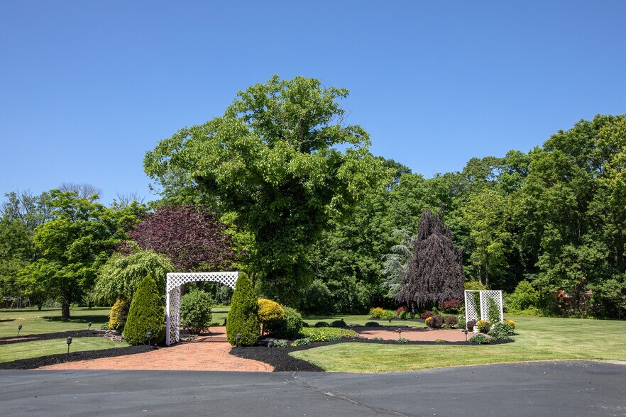 More Photos Of 1039 Old York Rd, East Amwell Township Restaurant For Sale