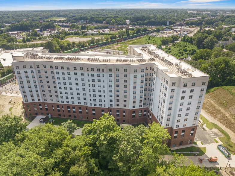 More Photos Of 1184 Hank Aaron Dr SE, Atlanta Apartments For Lease