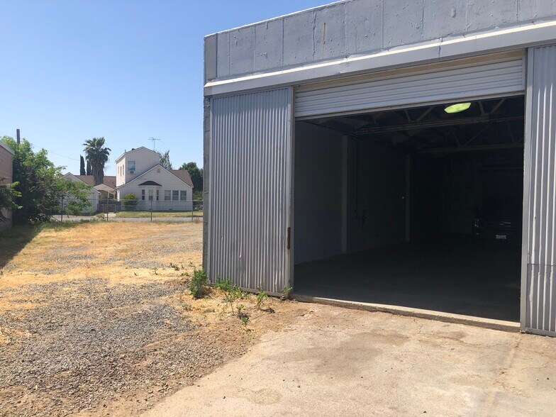 More Photos Of 3019 Academy Way, Sacramento Warehouse For Sale