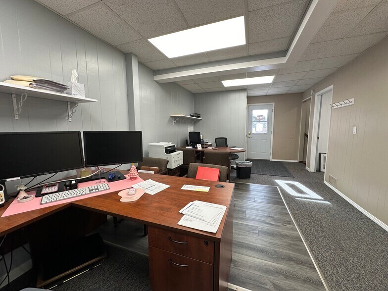More Photos Of 3325 A St, Lincoln Office For Sale