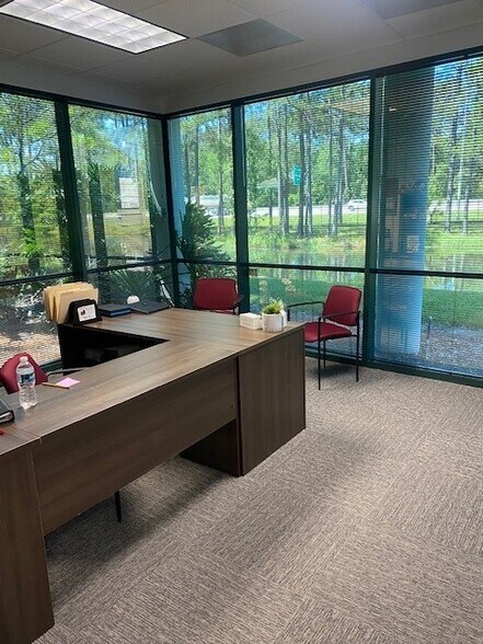 More Photos Of 6440 Southpoint Pky, Jacksonville Office For Lease