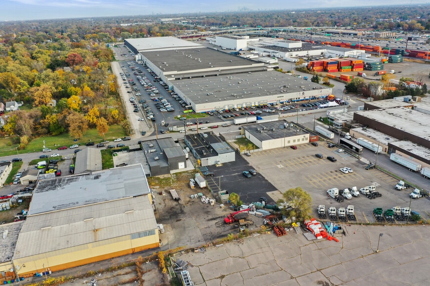 More Photos Of 12843-12851 Artesian St, Detroit Warehouse For Sale