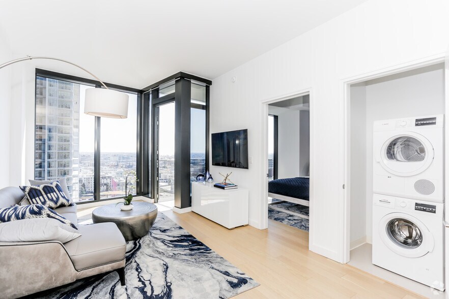 More Photos Of 1200 S Figueroa St, Los Angeles Apartments For Lease